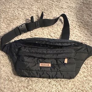 Reebok Quilted Black Belt Bag-black with rose gold